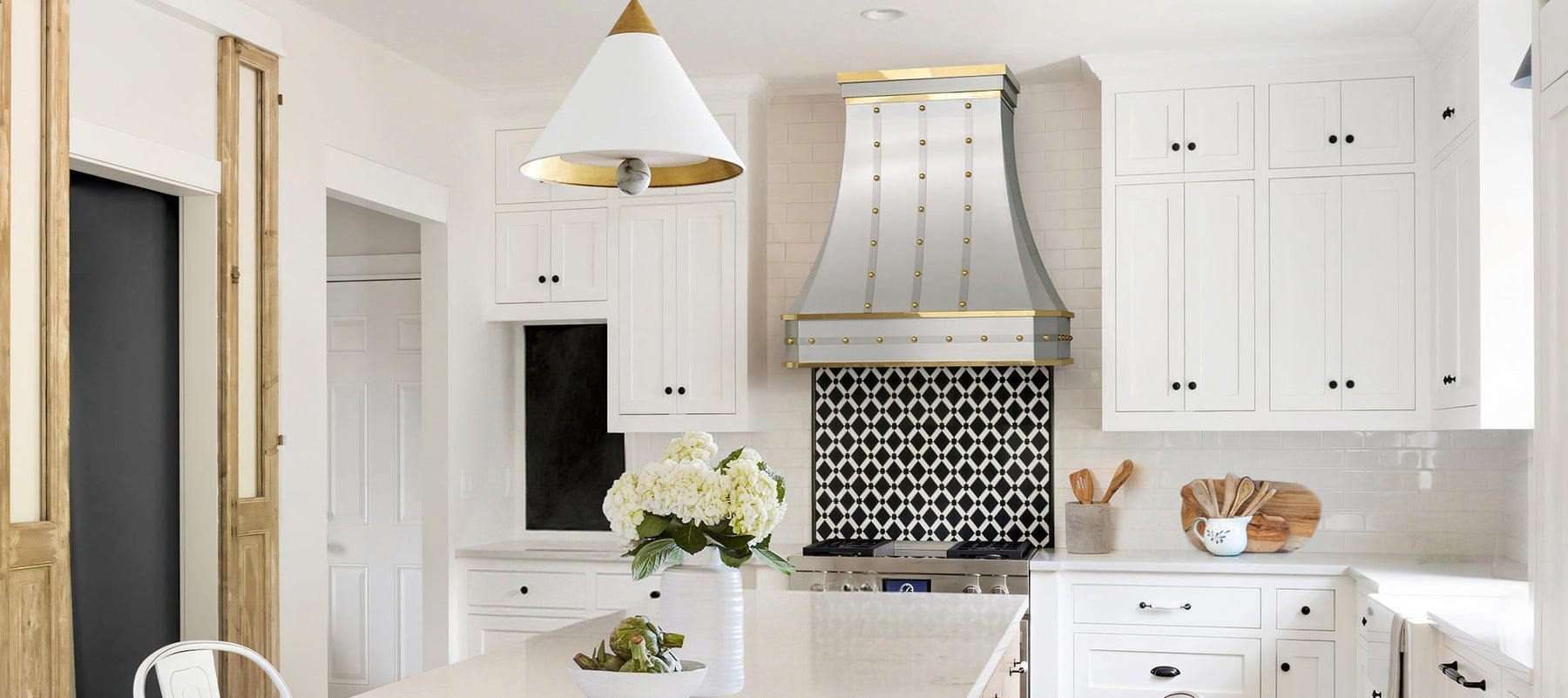 Why Is a Custom Stainless Steel Range Hood a Must-Have for Every Practical Kitchen?