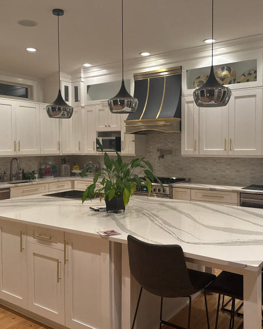 RHM Stainless Steel Black Slope Range Hood with Arch SH8-7TRB